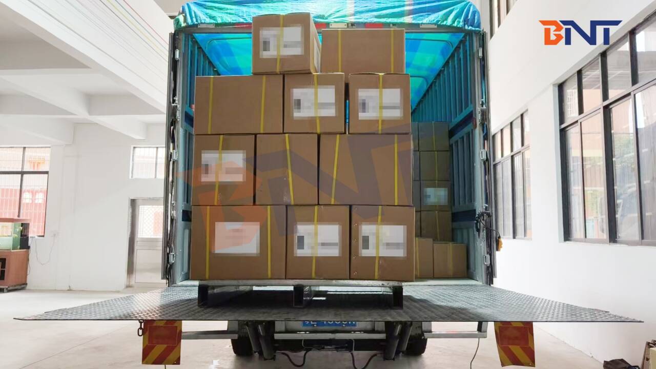 Shipment of sockets to Poland